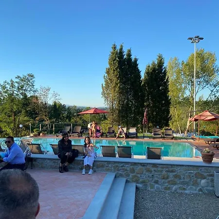 Farm stay Podere Dell'anselmo Montespertoli