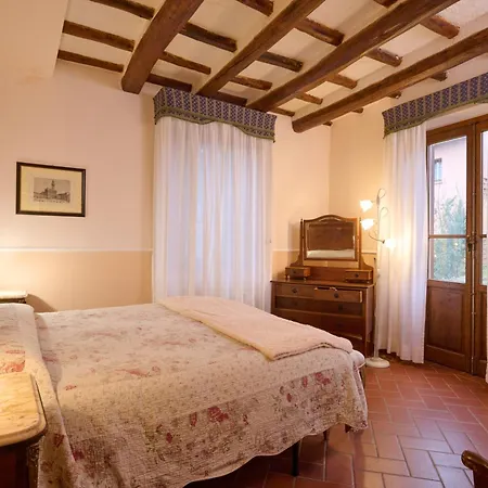 Podere Dell'anselmo Farm stay *