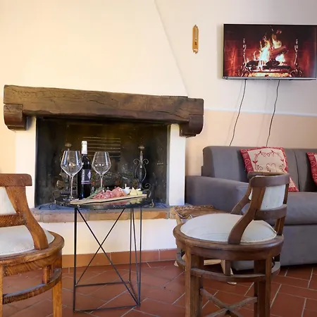 Podere Dell'anselmo Farm stay Montespertoli