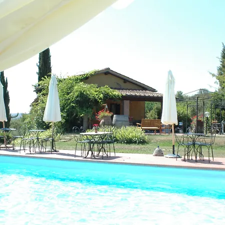 ポデレ デルアンセルモ ファームステイ *